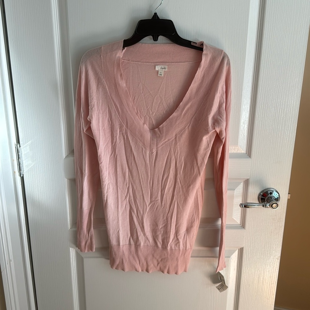 Frenchi pink sweater